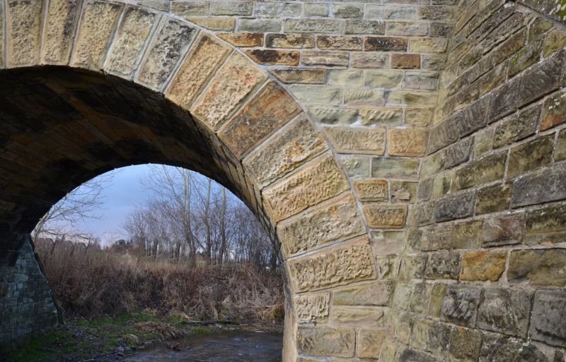 Arch and Curve Masonry
